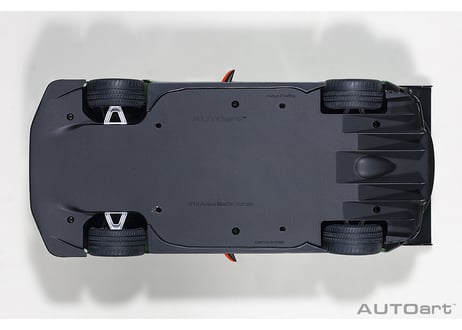 AUTOart 1/18　アストンマーチン ヴァルカン （メタリック・グリーン）　70263