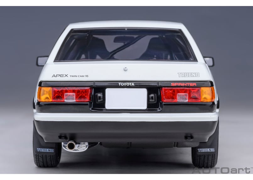 AUTOart 1/18 トヨタ スプリンター トレノ (AE86) 『頭文字 D』 “プロジ AUTOart 1/18 トヨタ スプリンター トレノ (AE86) 『頭文字 D』 “プロジ