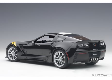 AUTOart 1/18　シボレー コルベット (C7) グランスポーツ (ブラック／ホワイト・ストライプ) ※イエロー・ハッシュマーク　71273
