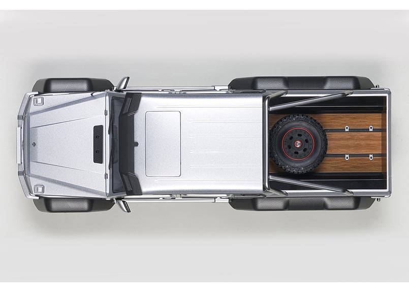 AUTOart 1/18 メルセデス ベンツ G63 AMG 6x6 （シルバー） 76301