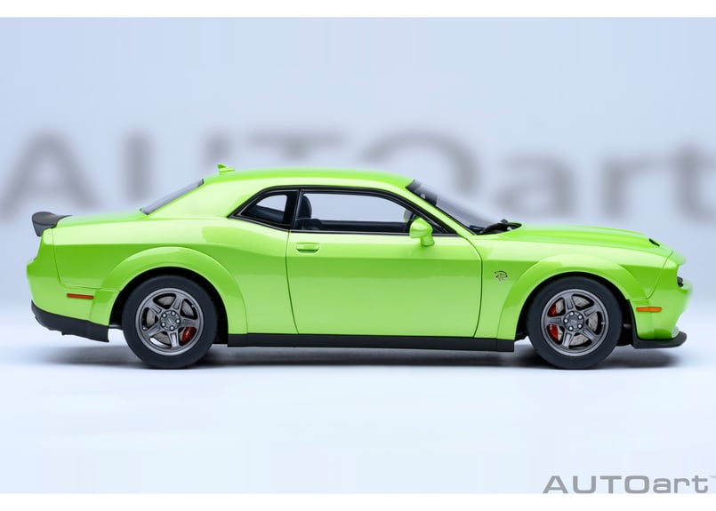 AUTOart 1/18 ダッジ チャレンジャー SRT スーパー ストック 2023