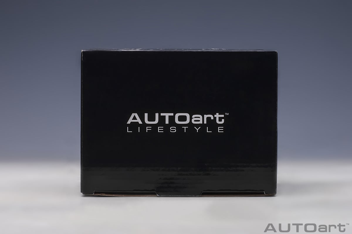 AUTOartDESIGN レーシングセンターロック・トイレットペーパーホルダー 完成品 fit=scale-down,w=1200