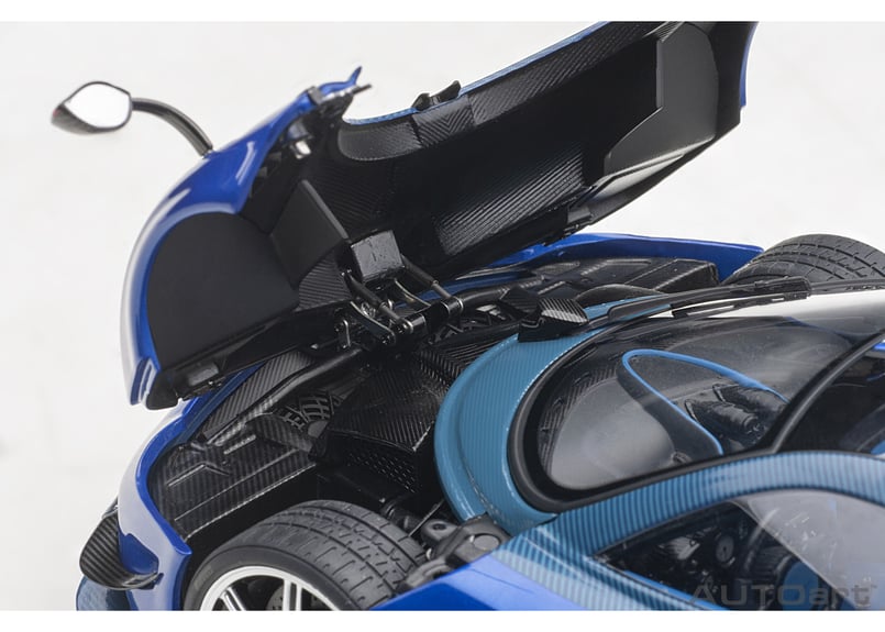 AUTOart 1/18 パガーニ ウアイラ BC （メタリック・ブルー／ブルー