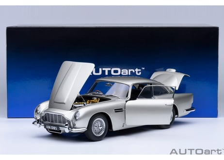AUTOart 1/18　アストンマーチン DB5 （シルバー・メタリック）　70287