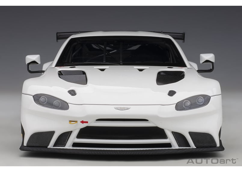 AUTOart 1/18 アストンマーチン ヴァンテージ GTE 2018 AUTOart 1/18 アストンマーチン ヴァンテージ GTE 2018