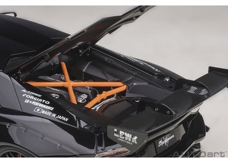 AUTOart 1/18　リバティーウォーク LB-WORKS ランボルギーニ アヴェンタドール リミテッドエディション （ブラック＜LBWK＞／カーボンブラック・ボンネット）　79244