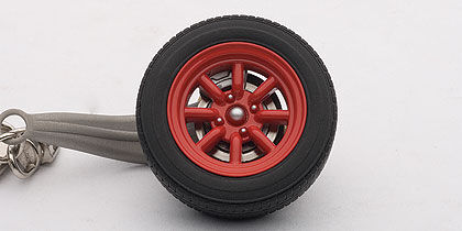 AUTOart 8スポーク ホイール キーチェーン （レッド） 41569
