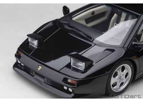 AUTOart 1/18　ランボルギーニ ディアブロ SE30 （DEEP BLACK METALLIC／メタリック・ブラック）　79159
