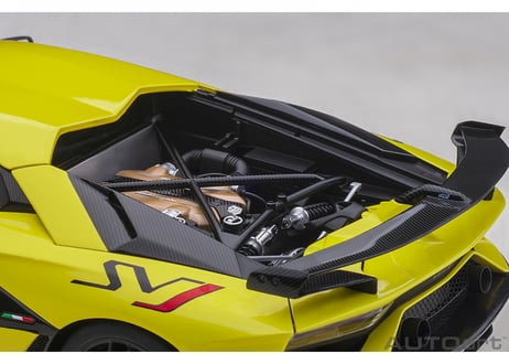 AUTOart 1/18　ランボルギーニ アヴェンタドール SVJ （パール・イエロー）　79175