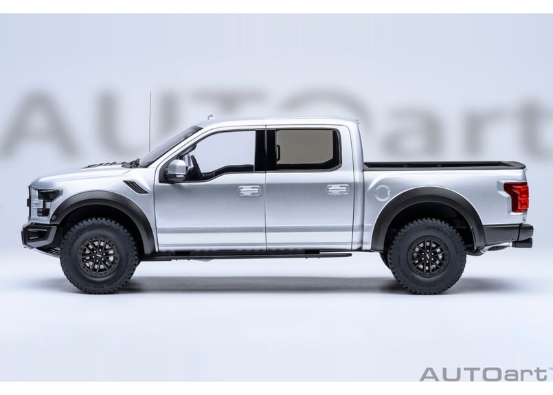 AUTOart 1/18 フォード F-150 ラプター スーパークルー 2019 （メタリッ