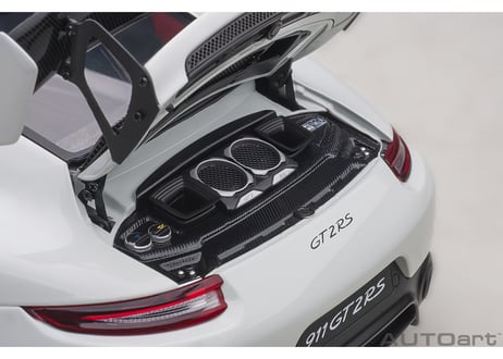 AUTOart 1/18　ポルシェ 911 （991.2） GT2 RS ヴァイザッハ・パッケージ （ホワイト／カーボンブラック）　78171