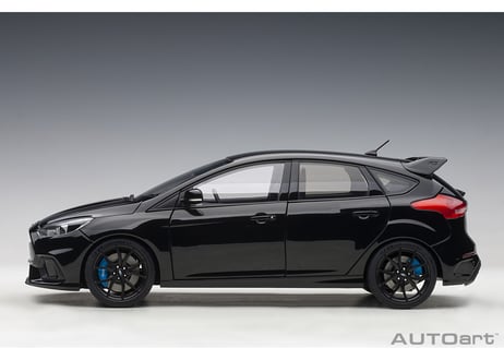 AUTOart 1/18　フォード フォーカス RS （ブラック）　72952