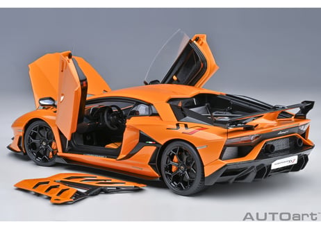 AUTOart 1/18　 ランボルギーニ アヴェンタドール SVJ （パール・オレンジ）　79218