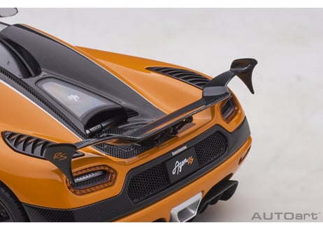 AUTOart 1/18　ケーニグセグ アゲーラ RS （オレンジ／カーボンブラック）　79023