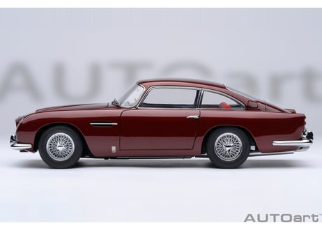 AUTOart 1/18　アストンマーチン DB5 （ダークレッド・メタリック）　70289