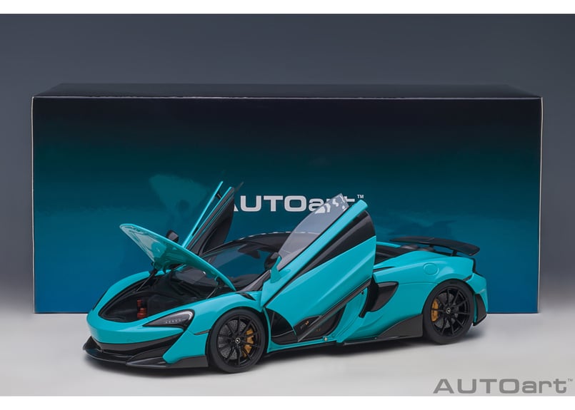 AUTOart 1/18 マクラーレン 600LT （ライトブルー・パール／カーボン