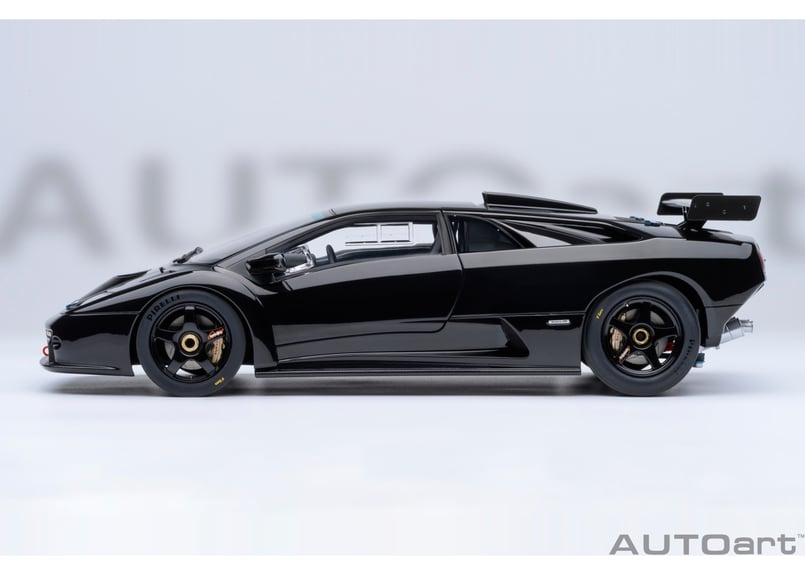 オートアート 1/18 ランボルギーニ ディアブロ 黒 GTRブラック AUTOart 1/18 ランボルギーニ ディアブロ GTR （ブラック） 79137 | A
