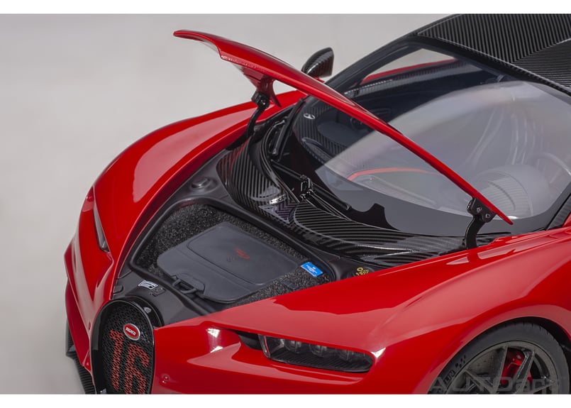 1/18 ブガッティ シロン スポーツ 2019 (レッド/カーボン 1/18 ブガッティ シロン スポーツ 2019 (レッド/カーボン