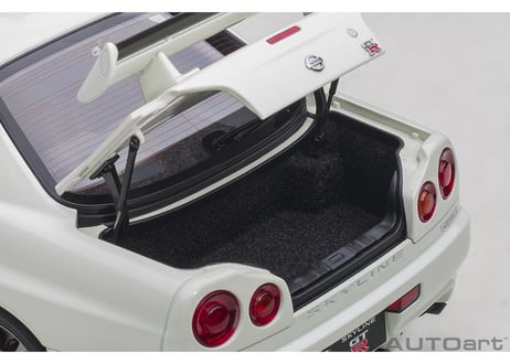 AUTOart 1/18　日産 スカイライン GT-R （R34） Vスペック II （ホワイトパール）　77406