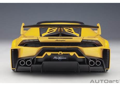 AUTOart 1/18　 リバティーウォーク LB‐シルエット ワークス ランボルギーニ ウラカン GT （メタリック・イエロー）　79127