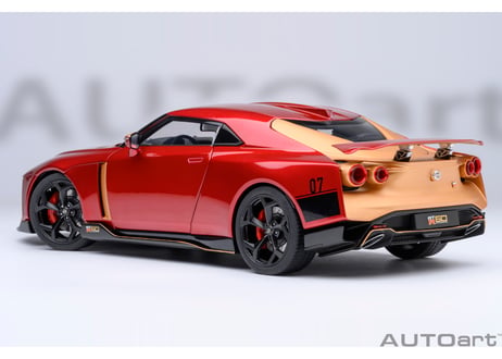 AUTOart 1/18　NISSAN GT-R50 by ITALDESIGN （メタリック・レッド／ゴールド）　77514