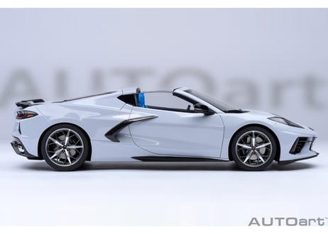 AUTOart 1/18　シボレー コルベット （C8） スティングレイ Z51 （グレー・メタリック）　71284