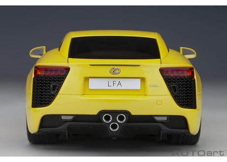 AUTOart 1/18　レクサス LFA （パール・イエロー）　78854
