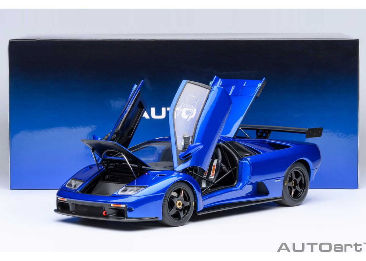 AUTOart 1/18 ランボルギーニ ディアブロ GTR （メタリック・ブルー