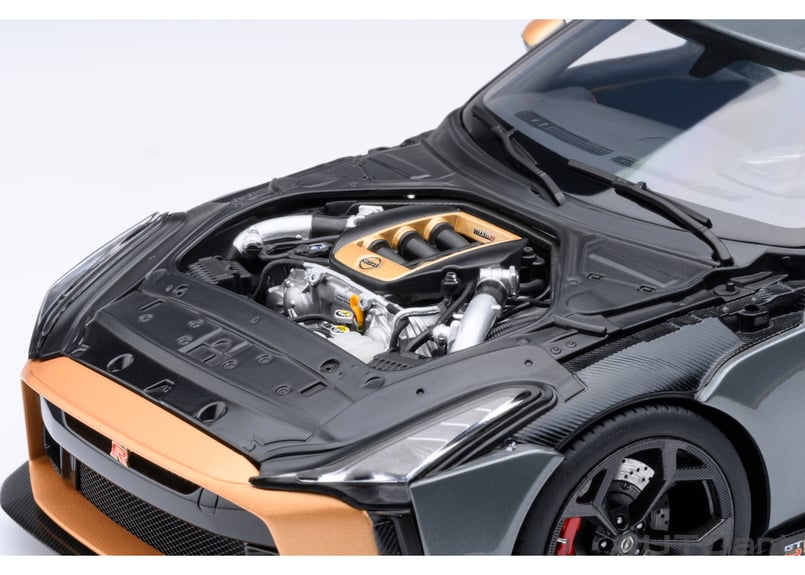 AUTOart 1/18 NISSAN GT-R50 by ITALDESIGN （グレー／ゴ
