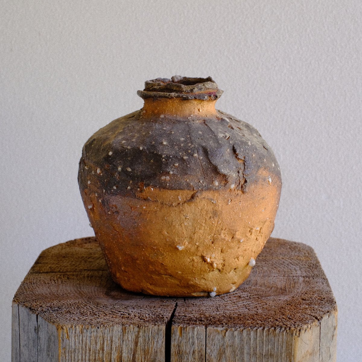 信楽 蹲（Q14）／谷穹 | Gallery Rin