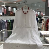ブラウス