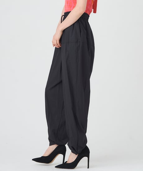 AIR NYLON PANTS