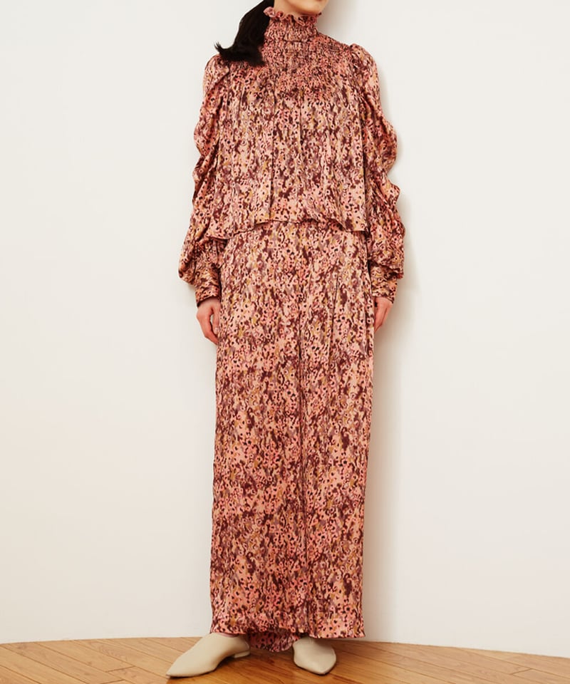 SENSITIVE FLOWERS PRINT BLOUSE | venit