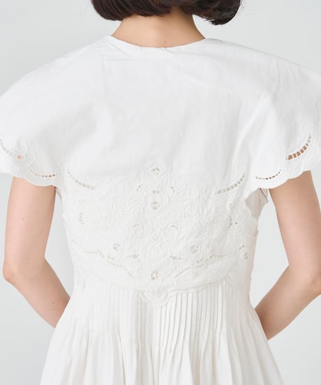 COTTON/ LINEN CUTWORK LACE EMBROIDERY ALL-INｰONE