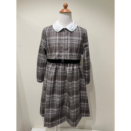 荻窪七里ベージュギンガムチェックワンピース120 七里久美子 お受験　お教室 荻窪七里ベージュギンガムチェックワンピース120 七里久美子 お