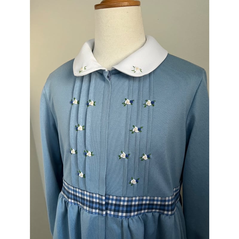 アトリエ七里 ワンピース 130 135サイズ 子供ワンピース 長袖 ブルーxブルー刺繍 125〜150 | Shichiri