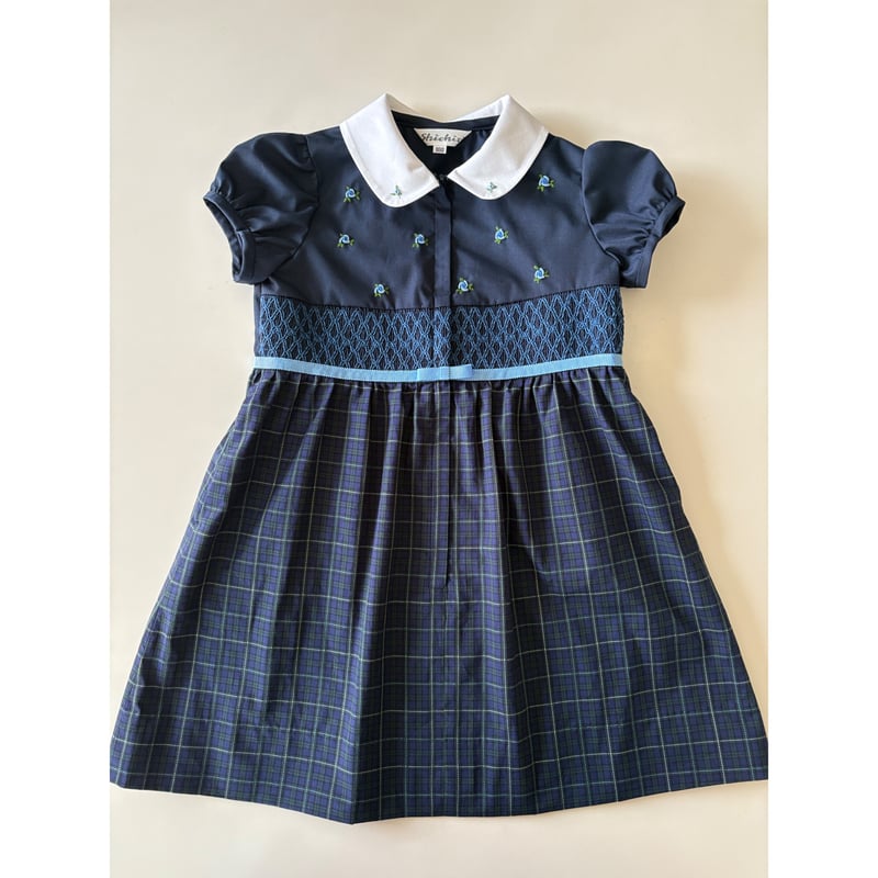 七里　スモッキングチェックワンピース 七里 スモッキングチェックワンピース 子供ワンピース 紺スモッキングx