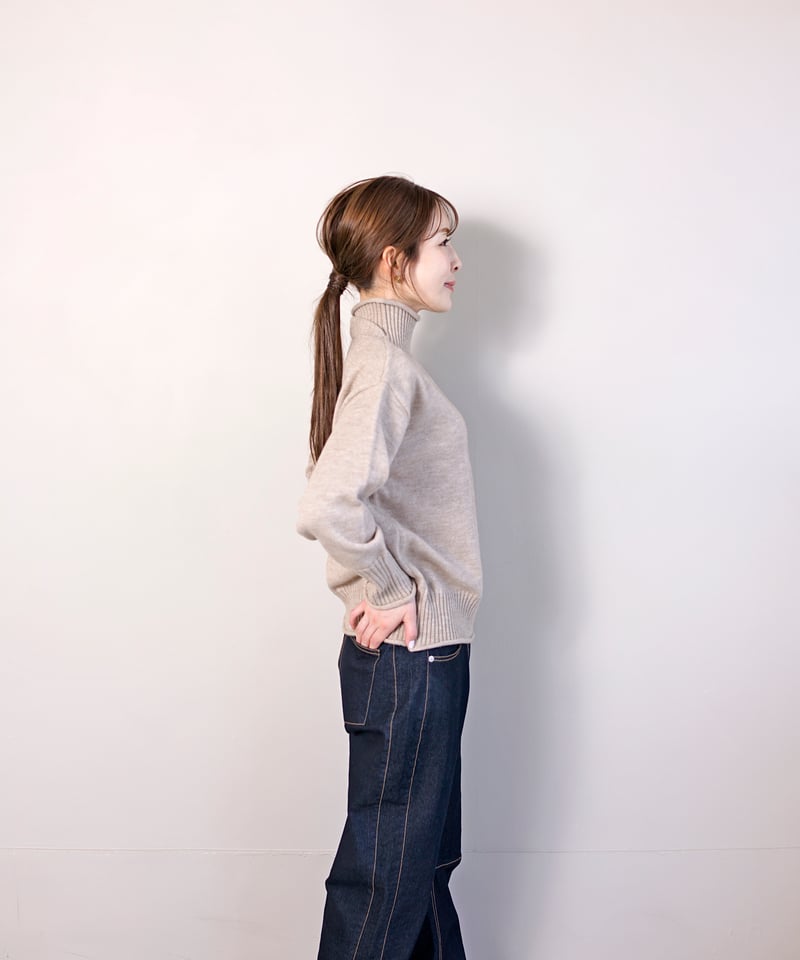 2025AW新作】 6色 ハイネック 非ウール ミドルゲージ ニット