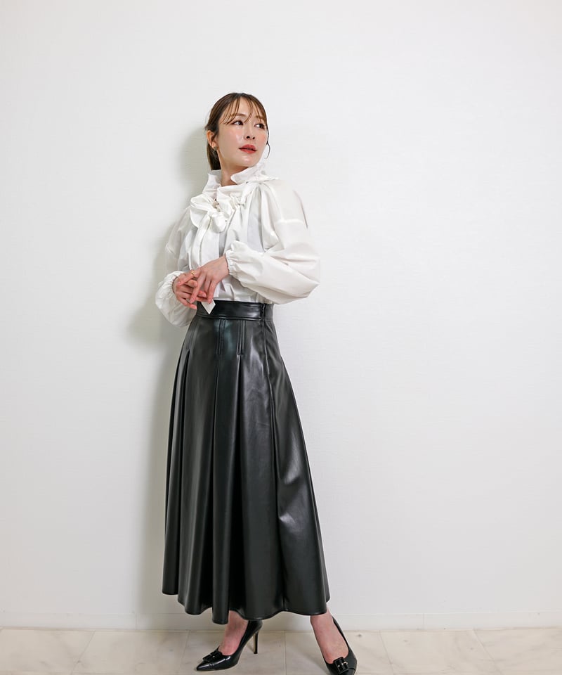 未使用 DROMe カットワーク レザー フレアスカート セール】 フェイクレザー切り替えフレアスカート （ロング