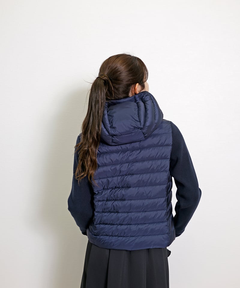 美品✨HERNO　ニットスリーブ付きケーブル編みダウンジャケット　ライトブラウン 美品✨HERNO ニットスリーブ付きケーブル編みダウンジャケット