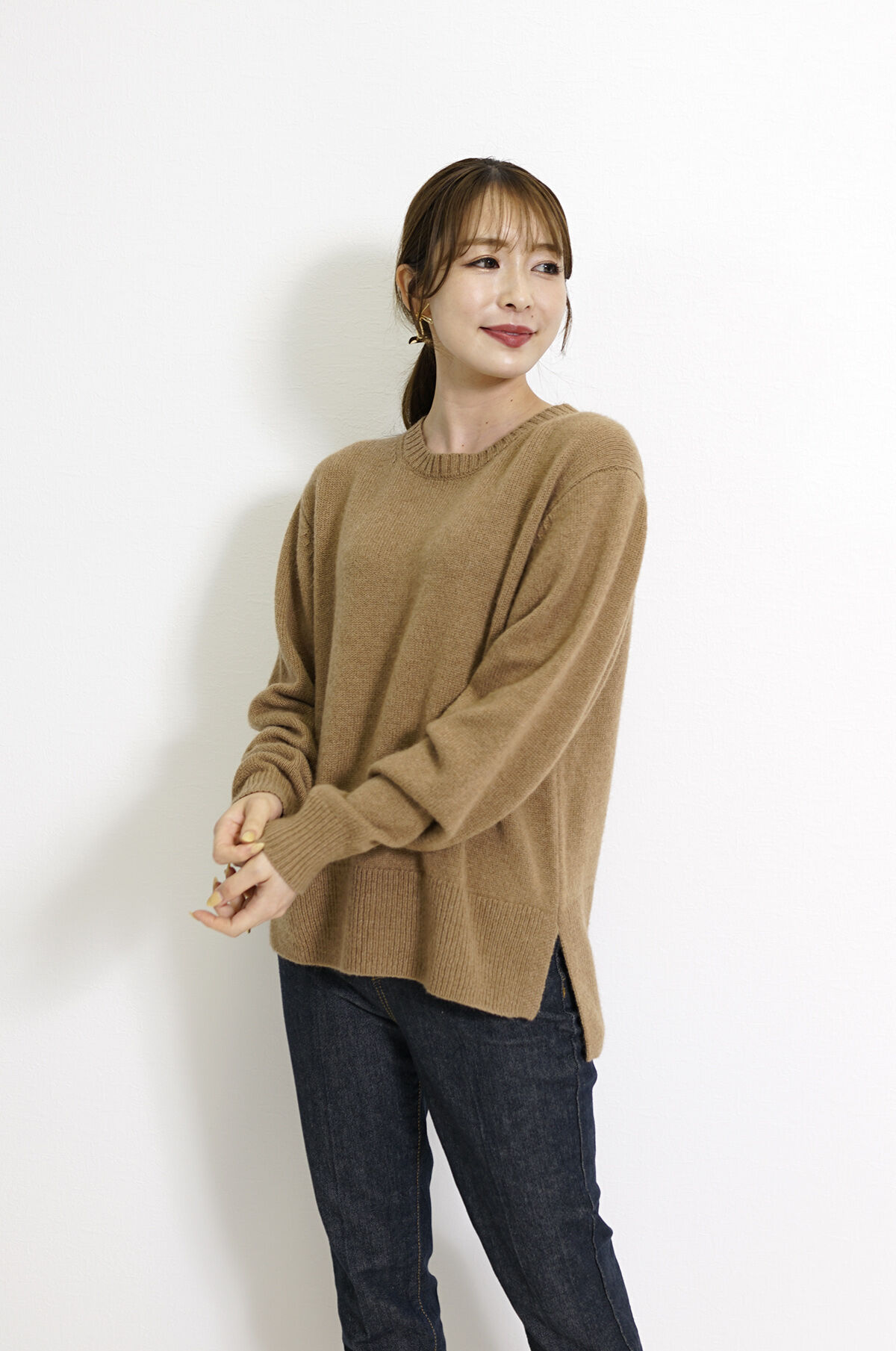 ベビーキャメル100% クルーネックニット プルオーバー ラグジュアリー  