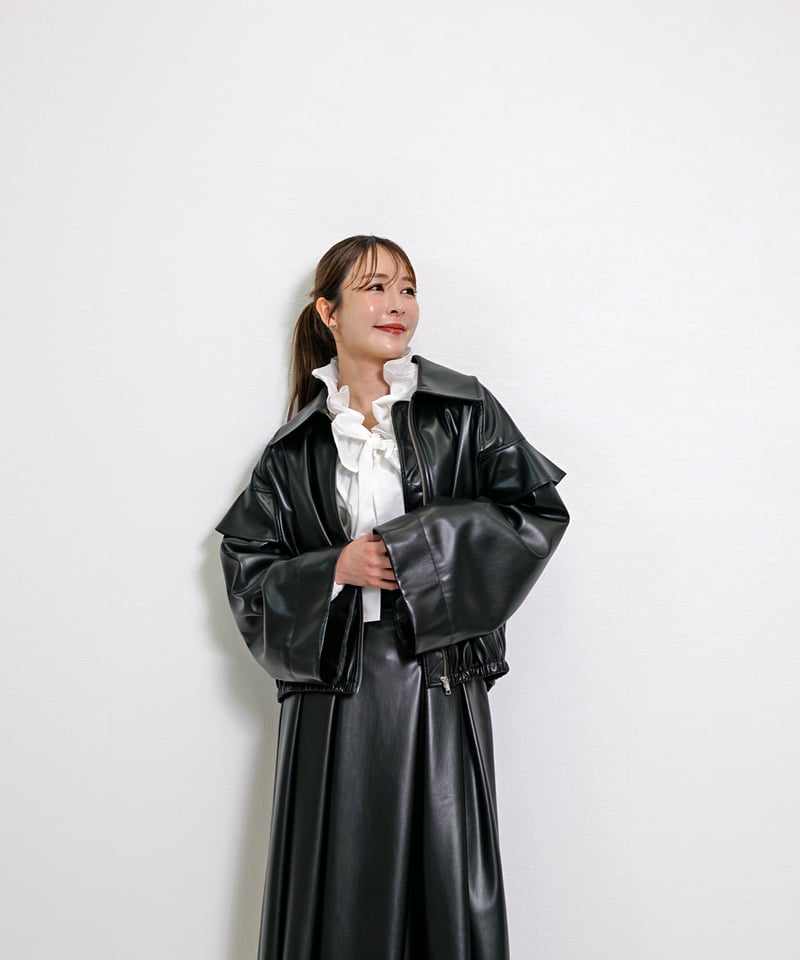 2025AW新作】 フェイクレザー ステンカラー フリルスリーブ ジャケット