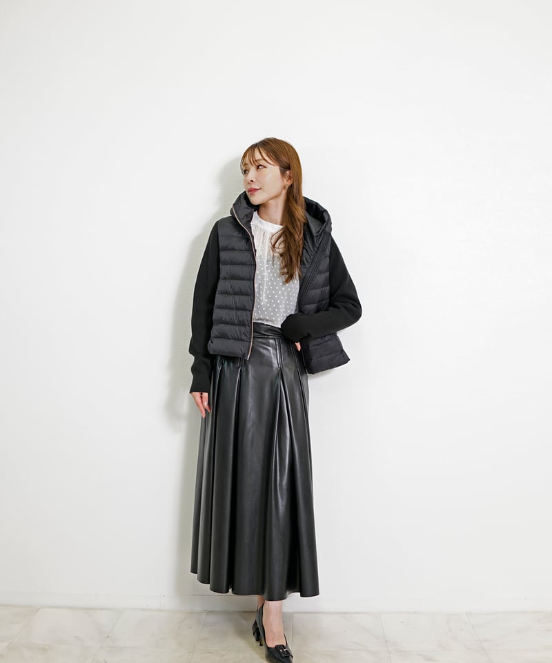 フェイクレザー インバーテッドタック フレア ロング スカート CH_hdmn