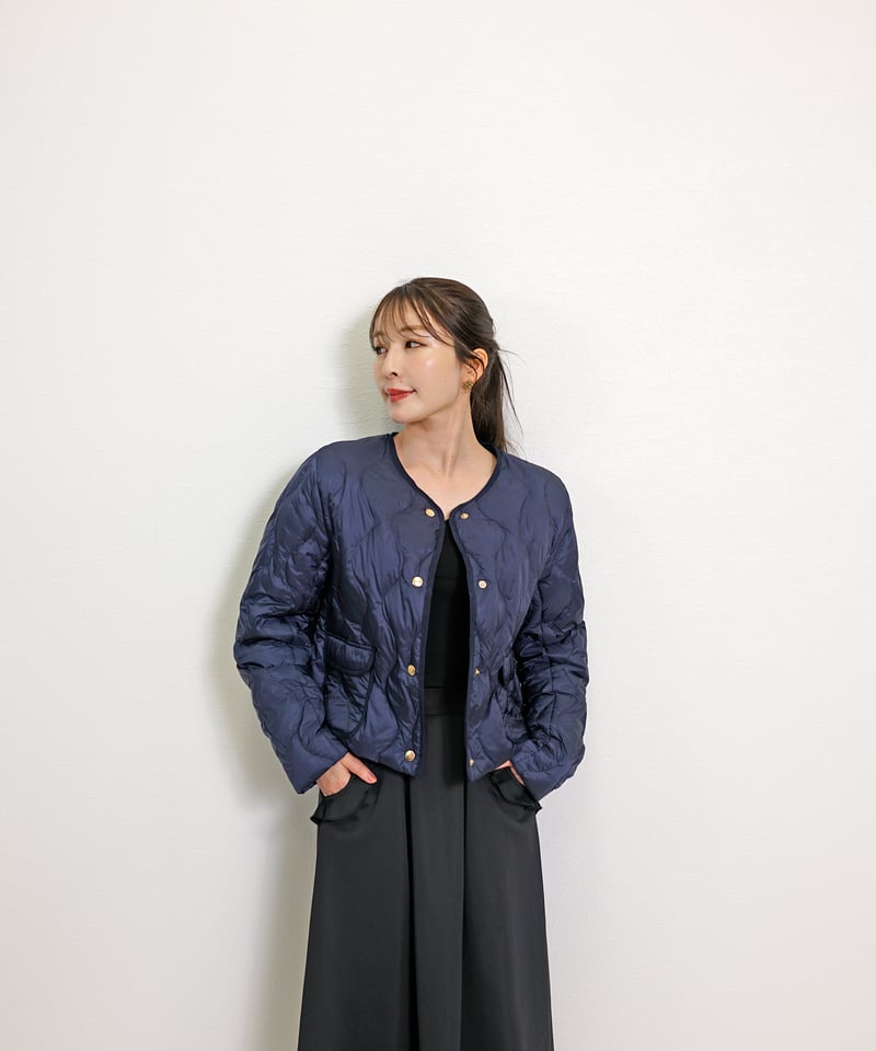 新作】 トリミングデザイン 縦波ステッチ ドットボタン ショート