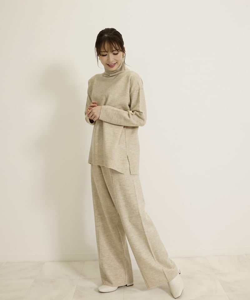 ウール混 ニットパンツセットアップ CH_hdmn Pour Les Femmes ウール混 ニットパンツセットアップ CH_hdmn Pour Les Femmes