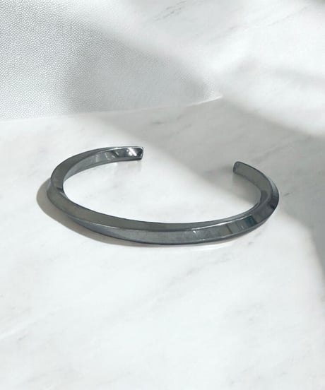HEMCA | BRACELET 'TUNE' | バングル