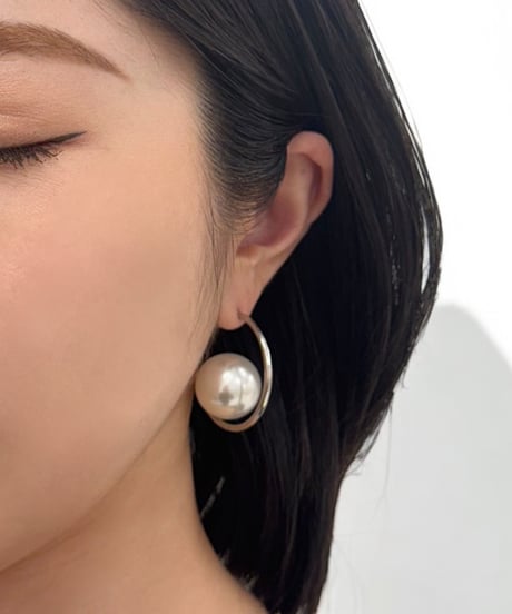 Filigran | Big pearl pierce