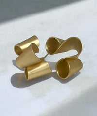HEMCA | PIERCE ' WAVES' (PAIR) | ピアス