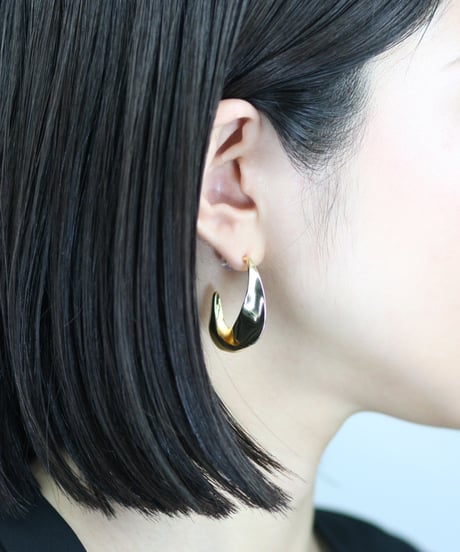 HEMCA | PIERCE ' TWISTED HOOP' (PAIR) | ピアス