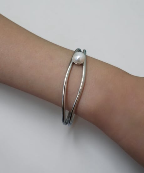Filigran | Pearl Drift Cuff Bangle